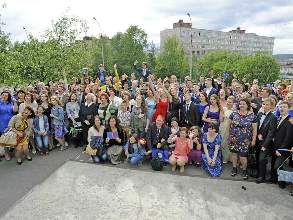 Сайт мпл мурманск. Политехнический лицей Мурманск. Директор Мурманского политехнического лицея. Мурманский политехнический лицей (МПЛ, бывш. ММЛ). МПЛ Мурманск.