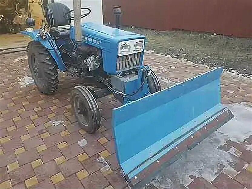 Feng shou 180 3. Фенг шоу 180-3. Китайский минитрактор феншоу 18. Китайский трактор фенг шоу 180. Феншоу 180.