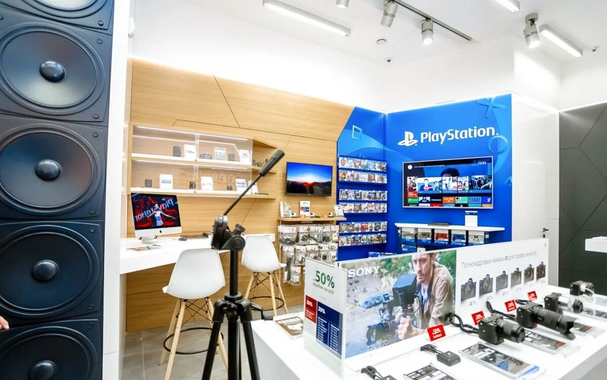 Сони центр ремонт телефонов undefined. Сони центр. Sony Store. Electronics Store. Сони фирменный магазин Москва.