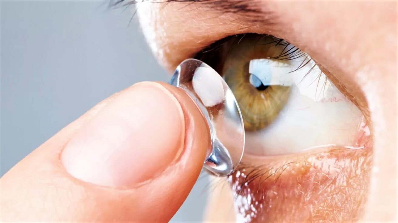 Линзы для глаз коррекция зрения. Жесткие газопроницаемые контактные линзы. Жесткие склеральные линзы. Склеральные линзы кератоконус. Жесткие роговичные контактные линзы.