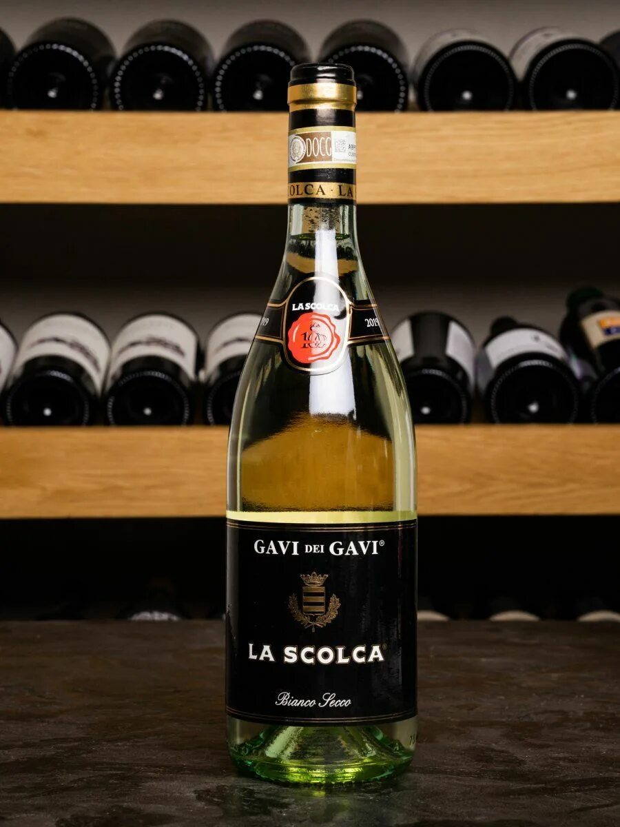La scolca вино цена. Вино la Scolca Gavi. Вино Gavi dei Gavi etichetta nera la Scolca. Gavi dei Gavi, la Scolca, Piedmont. Гави ди Гави Блэк лейбл.