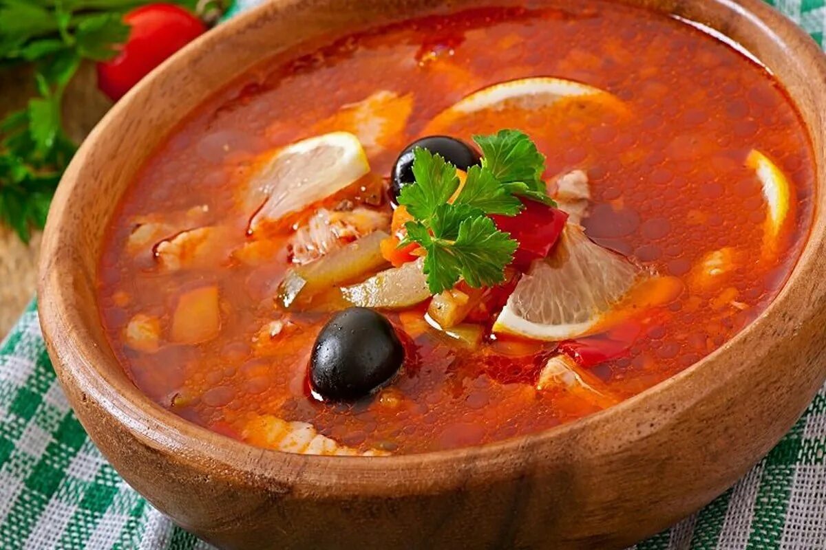 Best soup. Солянка. Суп солянка. Солянка сборная мясная. Солянка домашняя.