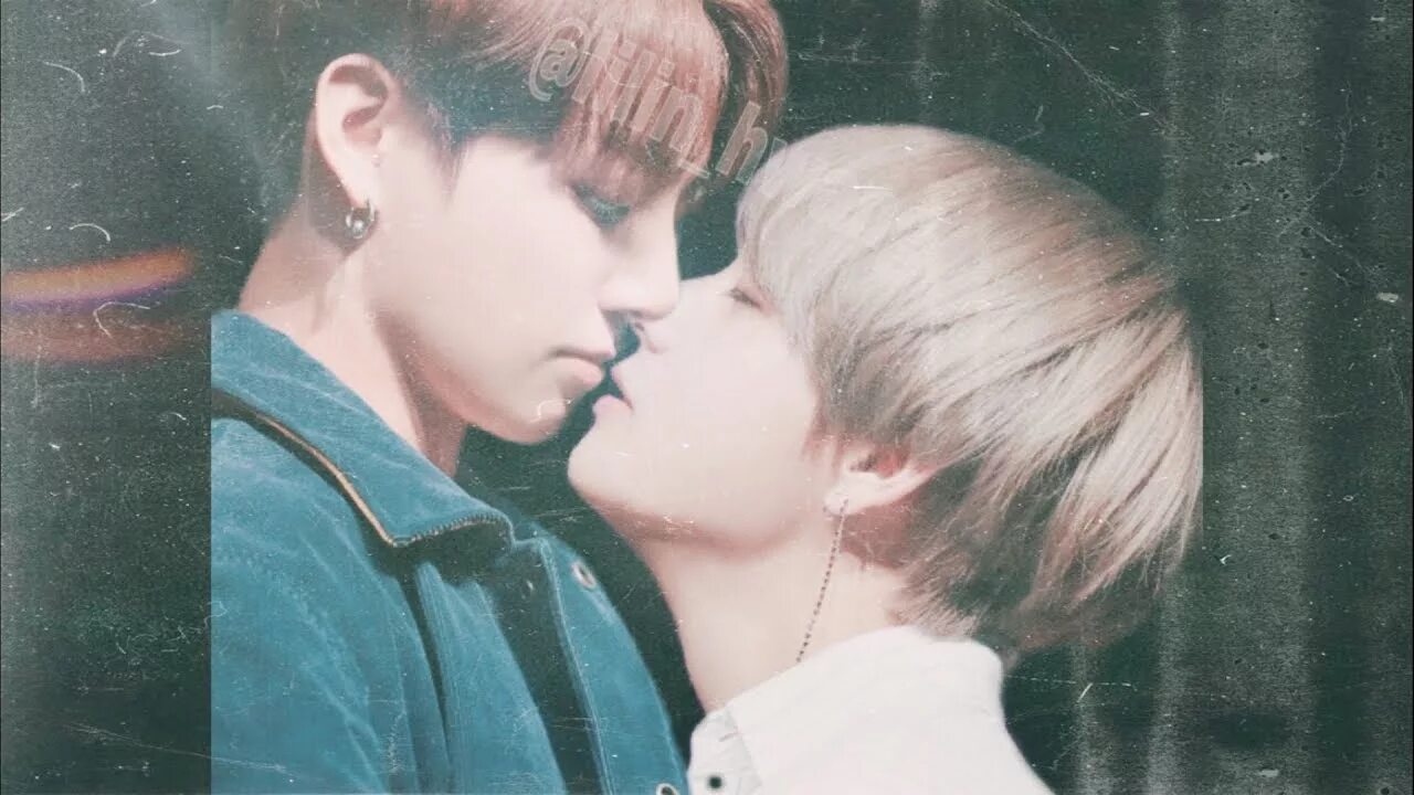 Фф вигуки поцелуй. BTS taekook Kiss. Вигуки БТС 18 + поцелуй. Taekook Kiss настоящий. BTS Vkook поцелуй 18.