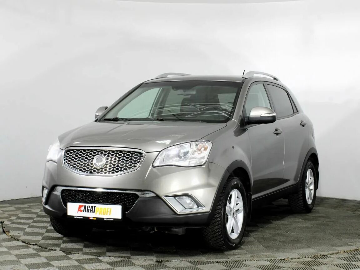 Ssangyong action 2. Саньенг актион 2013. ssangyong actyon 2025. санг енг актион 2013. саньенг 2013 года.
