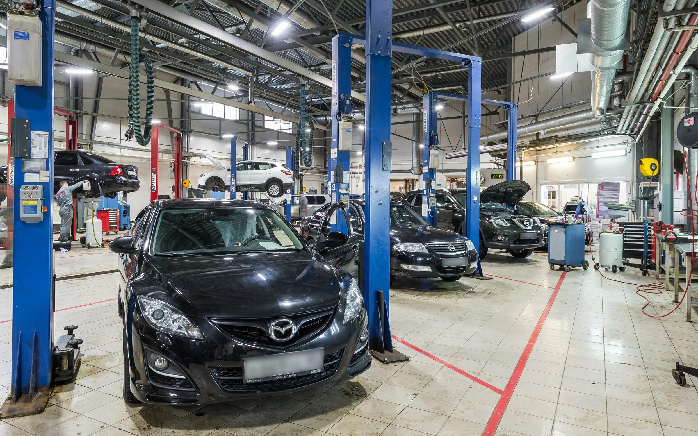 Автосервис ниссан. Форсаж автосалон. Форсаж автосалон спб. Форсаж автосалон. Дилерский центр форсаж авто.