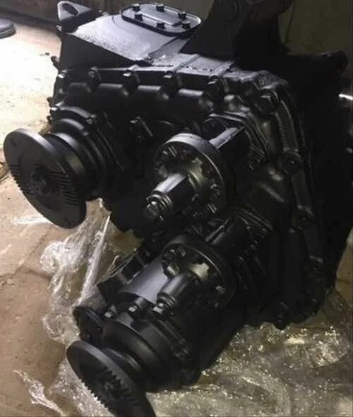 Раздаточная коробка КАМАЗ 65222. Раздатка ZF КАМАЗ 6522. 6522-1800020 Коробка раздаточная ZF. Раздатка камаз 6522