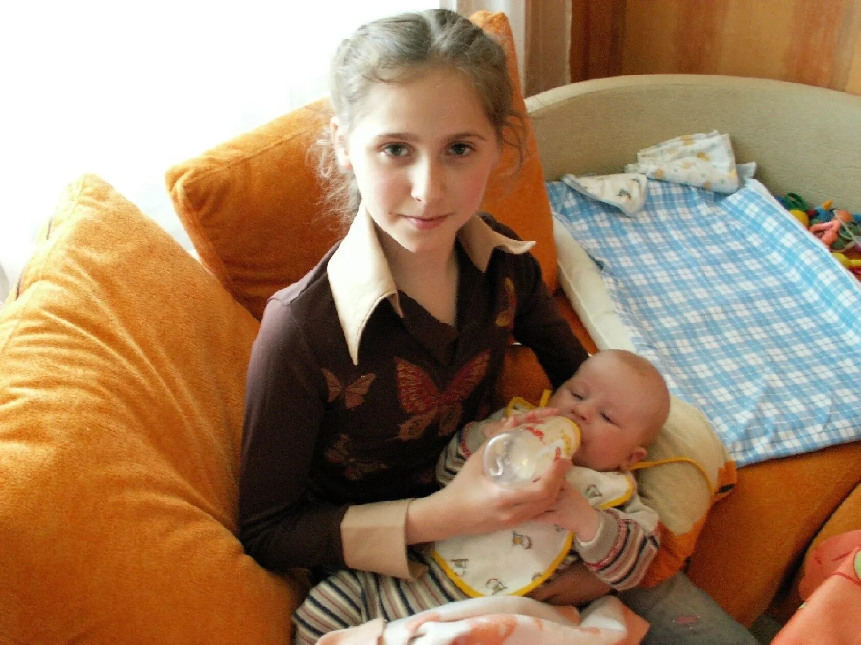 Можно ли 13 лет. Надя Гнатюк из Украины родила в 11. Надежда Гнатюк беременна в 16. Самые молодые мамы. Беременные девочки 10 лет.