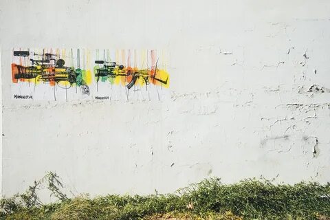 Wall her