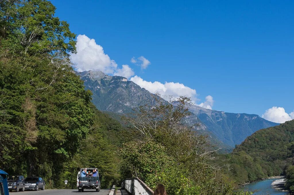 Погода гагра 2023. Отдых в гаграх 2023 песчаный пляж. Набережная гагры абхазия 2023. Гагра. Море гагры 2023.