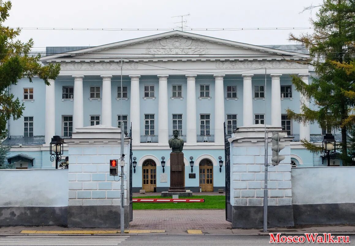 суворовская площадь дом. 1. центральный академический театр российской армии москва. 1/52 к2. г.