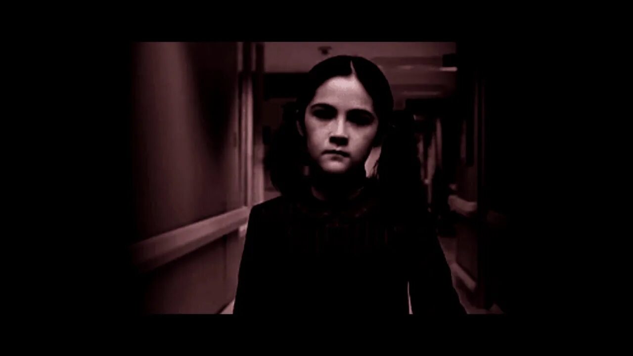 Mgmt little dark. Песню little dark. Песню little dark. Age of thrones. Little dark age mgmt текст.