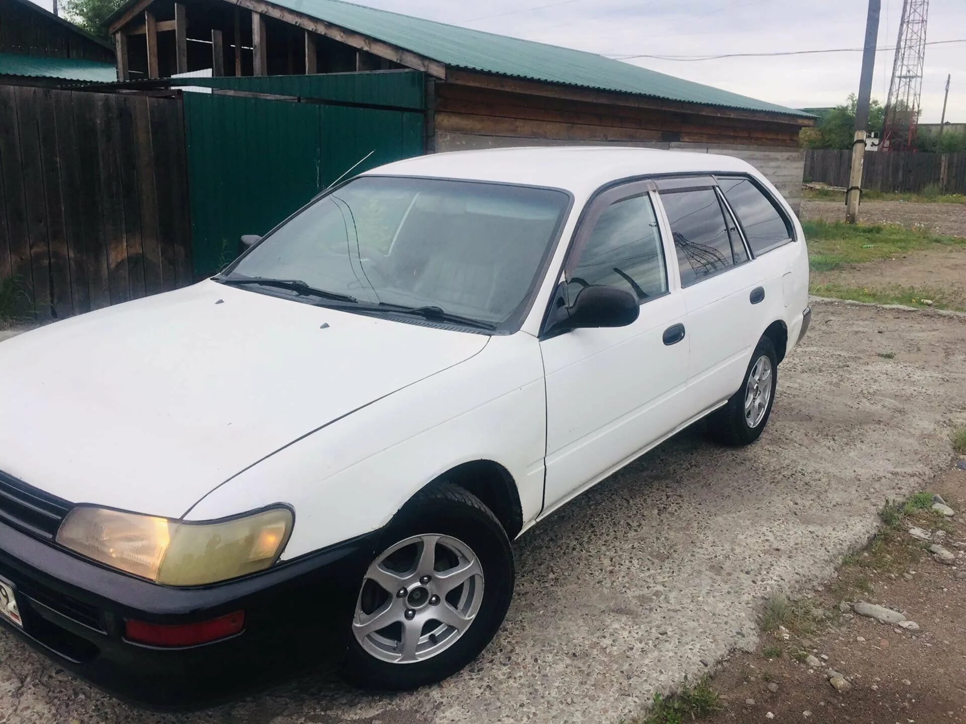 Тойота королла купить в улан удэ. Тойота Королла универсал 1997. Toyota Corolla 1997 универсал. Тойота Королла 1997 универсал 1.3. Таета Карола уневирсал 1997.