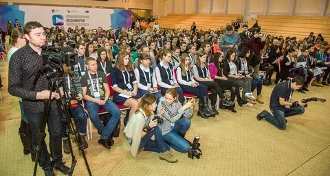 Первый молодежный работа