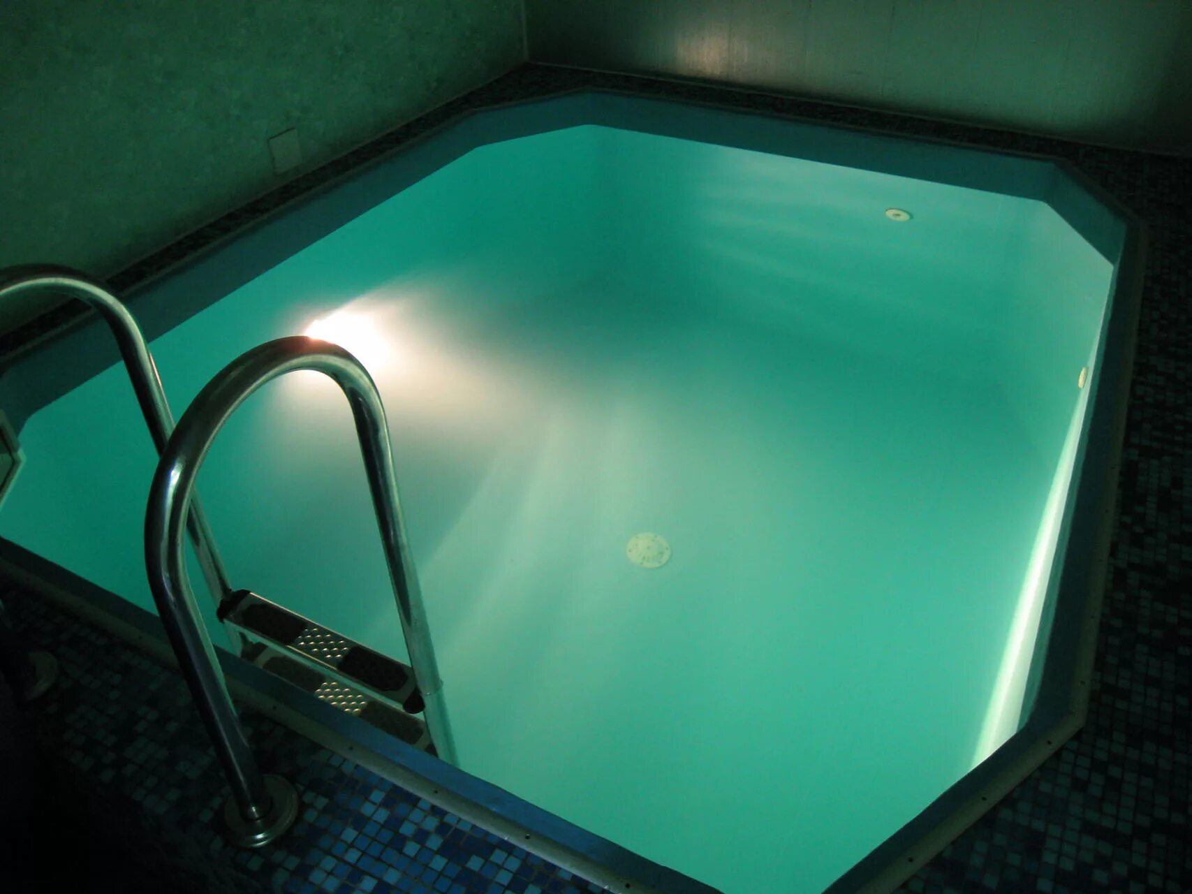 Баня роща старый оскол. Баня оскол. Баня лагуна старый оскол. Бассейн старый оскол сауна. Баня оскол.