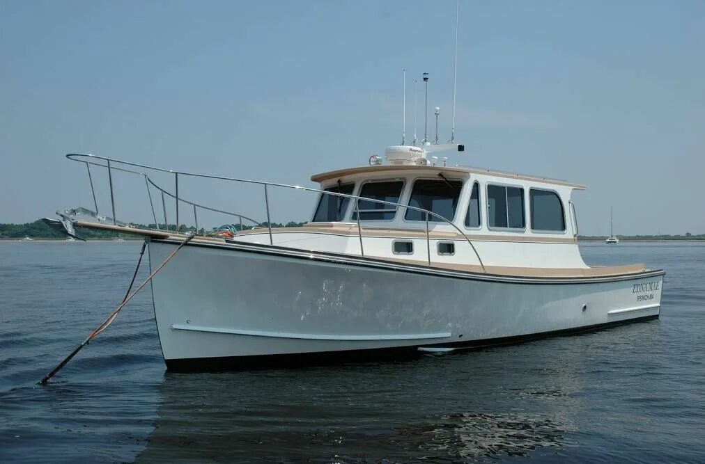 Катер флиппер 620. Катер краб. Катер 800. Паркер 800 уикенд. Наутилус 800 катер.