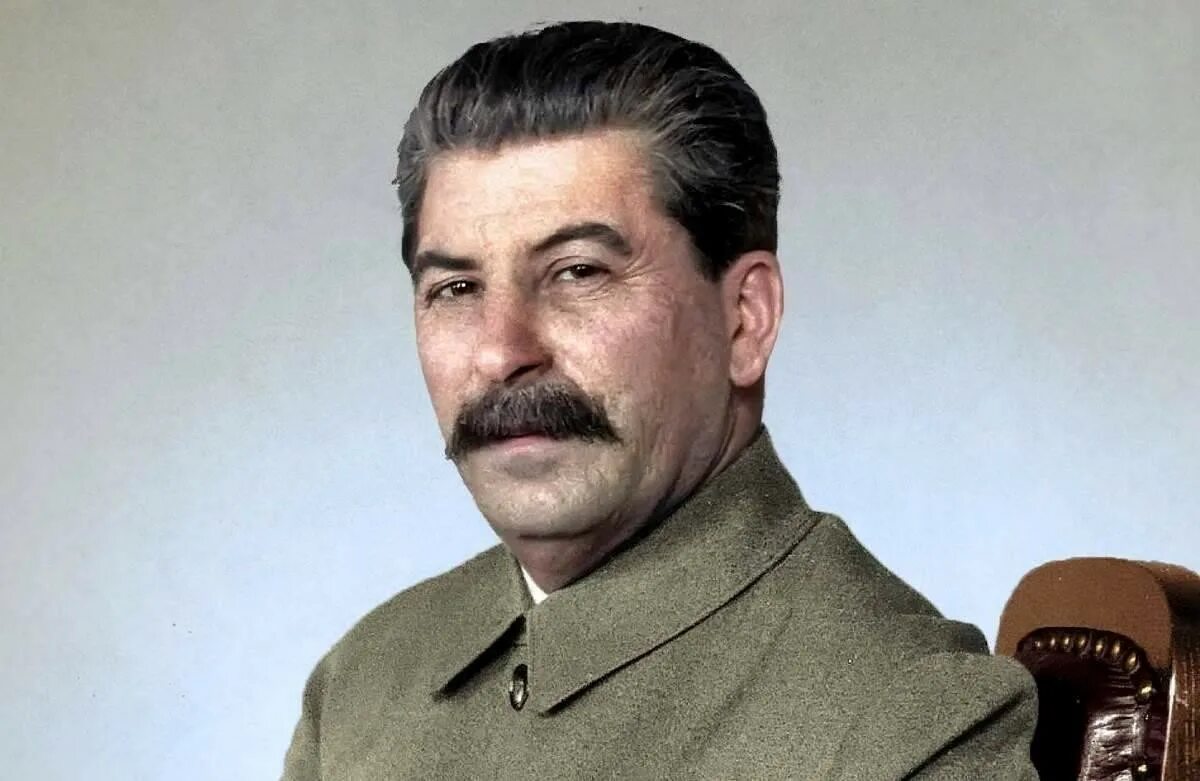 Иосиф виссарионович сталин кулак. Сталин иосиф виссарионович (1879—1953. Сталин пел. Сталин. Веселый сталин.