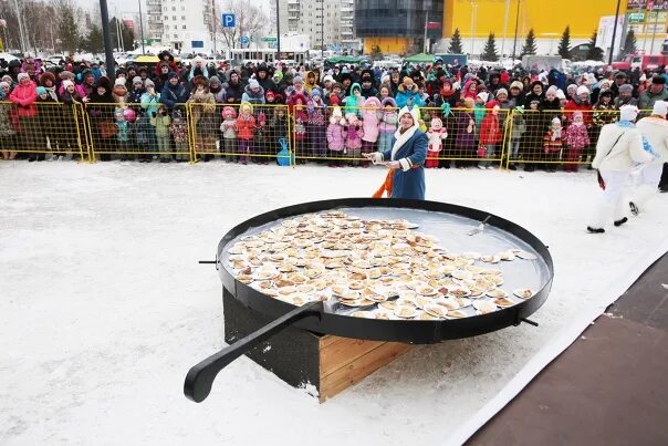 Масленица площадки. Масленица сковорода. Интересные площадки на Масленицу. Игровые площадки на Масленицу.