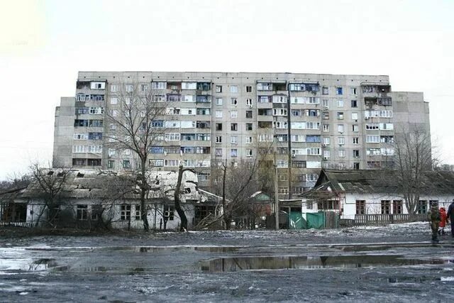 Кировск Украина Луганская область. Кировск Луганская область Попасная. Город Кировск Луганской области обстрел. Шахта золотое Луганская область.