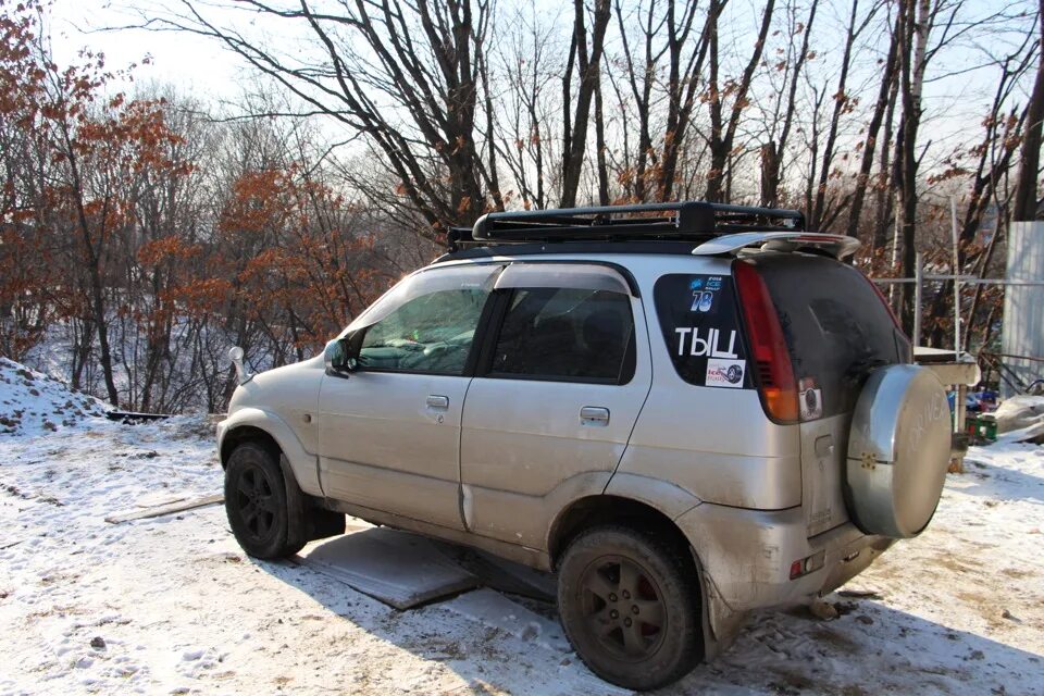 Багажник на Дайхатсу Териос. Дайхатсу Териос КИД багажник. Багажник на Daihatsu Terios 97 г.в. Багажник на крышу Дайхатсу Териос КИД. Дайхатсу приморском крае