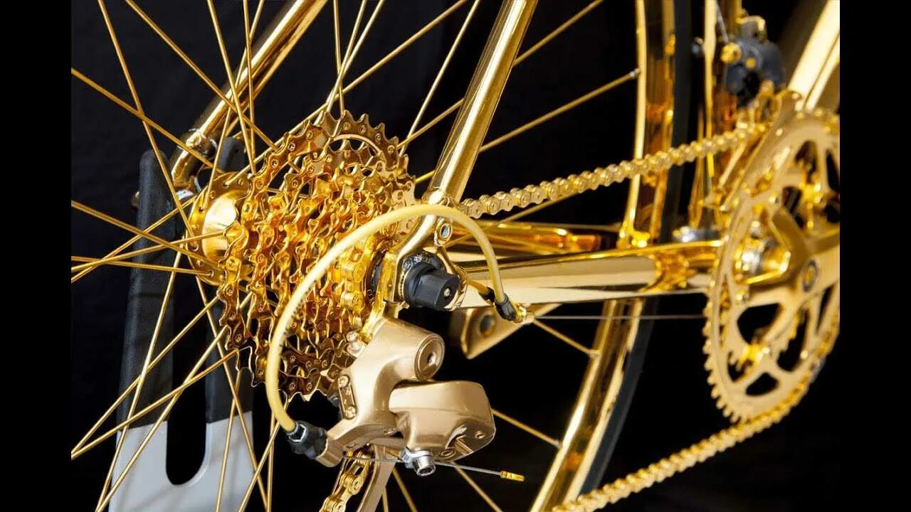 24k Gold extreme Mountain Bike. Дорогие велосипеды. Самый дорогой велосипед. Велосипед золотого цвета.