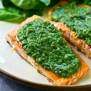 Форель с шпинатом