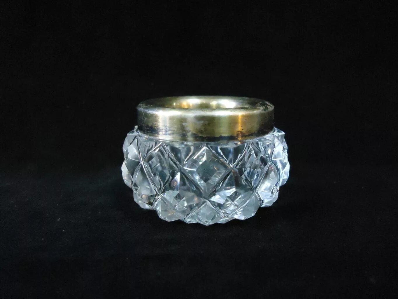 хрустальная солонка богемия. солонка хрустальная ссср. солонка хрустальная. солонка хрустальная. хрустальная солонка ссср с подставкой.