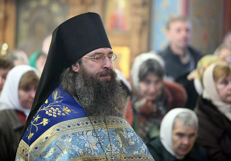 Служба в храме в ясенево. Храм покрова в ясенево. Служба в храме в ясенево. Храм страстотерпцев в ясенево. Храм ясенево литургия.