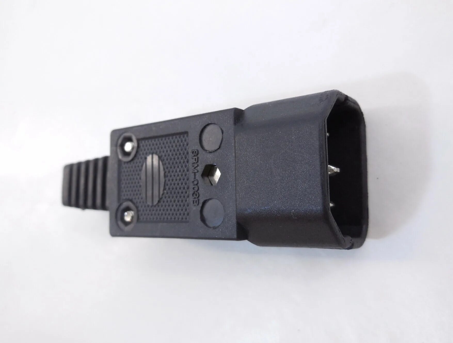 Вилка lanmaster lan-iec-320-c14. Разборные вилки iec 320 c13. Вилка с14 разборная. Iec c14 разъем. Вилка с14 разборная.