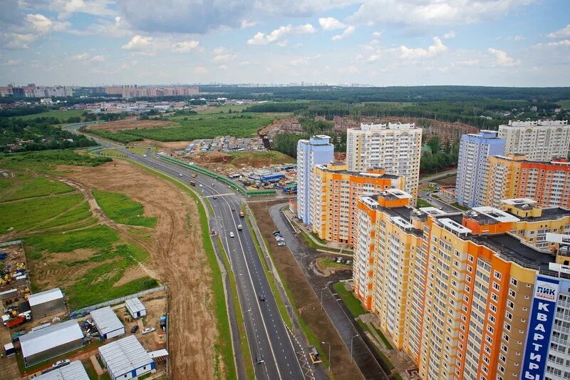 Поселок московский новая. Москва ТИНАО поселение Коммунарка. Коммунарка Южное Бутово. Город Московский ТИНАО. Посёлок Коммунарка новая Москва.