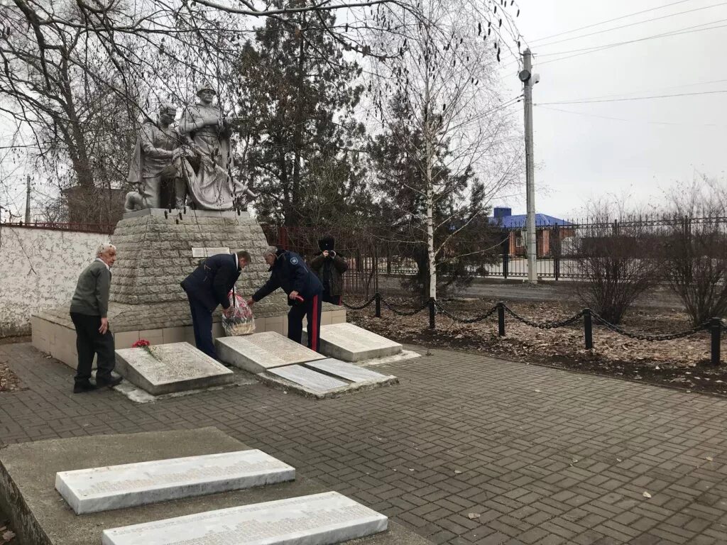 Ольгинская приморско ахтарский краснодарский край. Ольгинская Ростовская область. Станица Ольгинская Приморско-Ахтарского района. Освобождение Приморско-Ахтарского района. Станица Ольгинская Ростовская область.