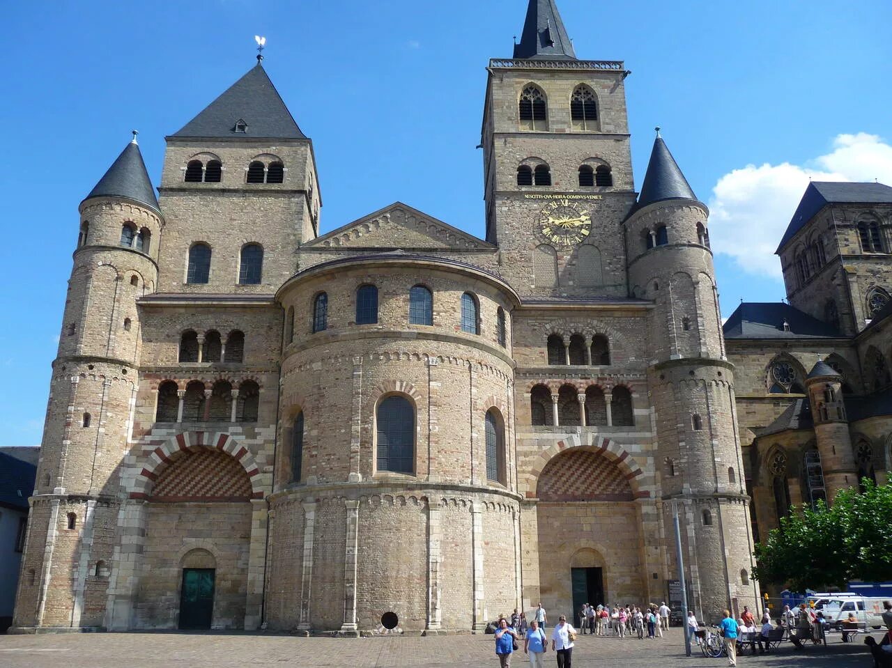 века романской архитектуры