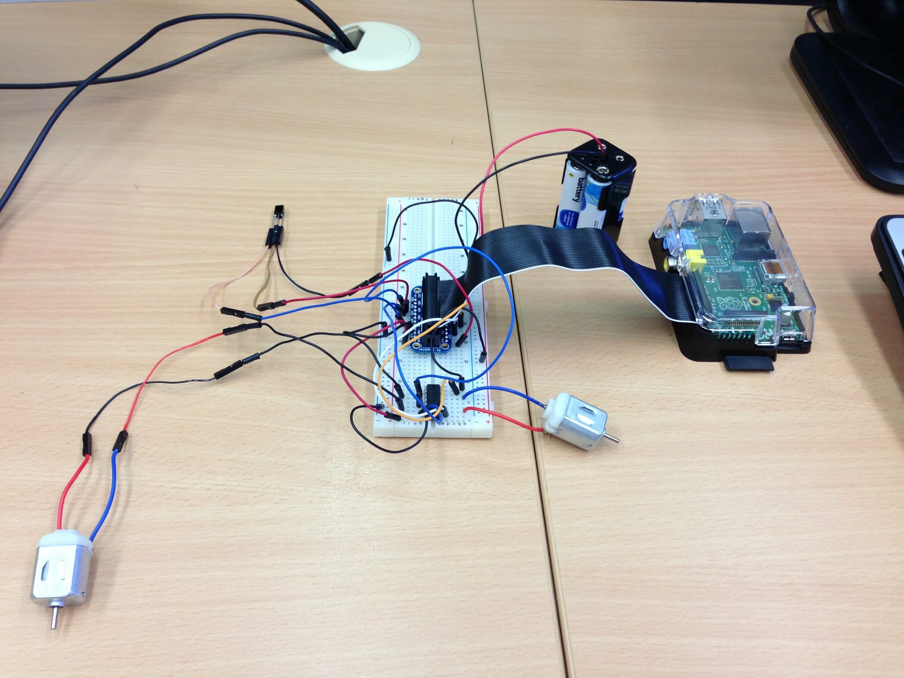 Практическая робототехника c и raspberry pi. Raspberry pi remote control. raspberry pi станок. проекты на raspberry pi 2. raspberry pi 4 самодельный.