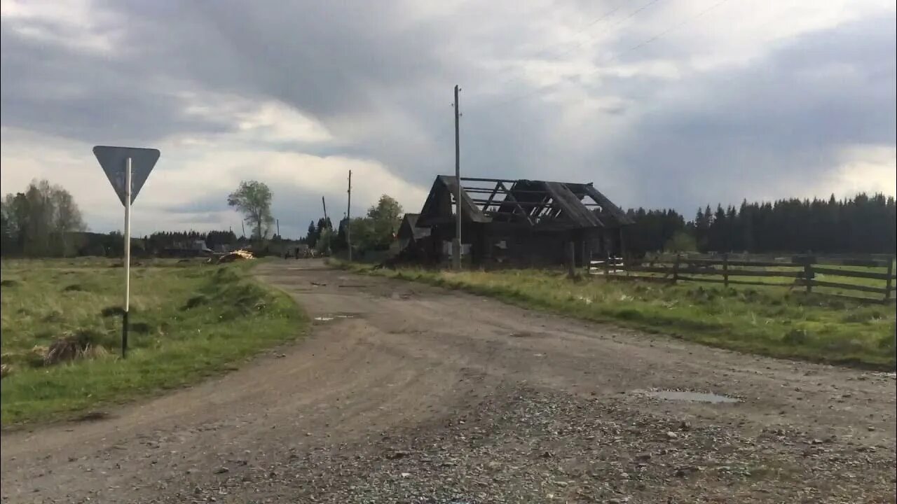 Домики в гари. Нижние гари. Пермский край, чайковский г. Нижние гари. , с.