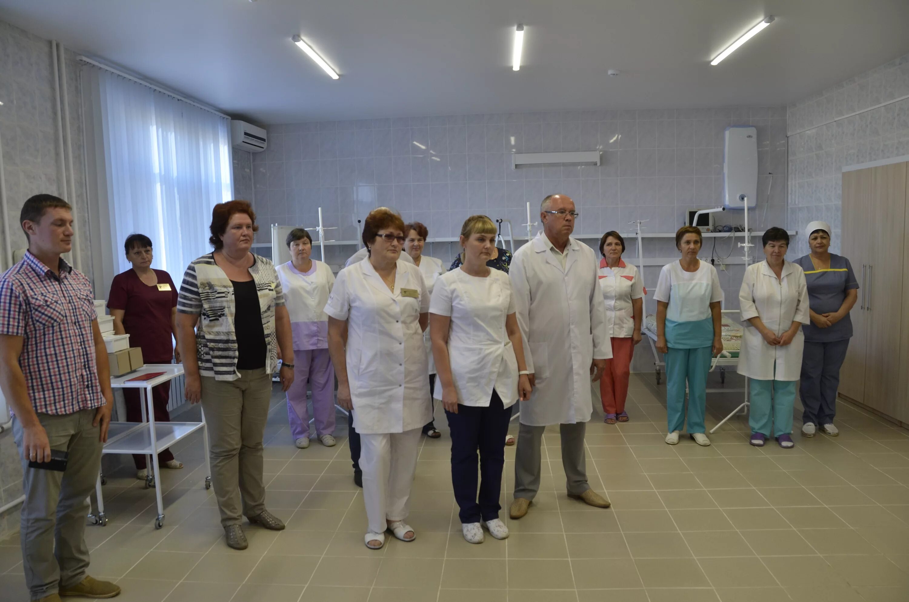 Уваровская црб. Уваровская больница тамбовской области. уваровской центральной районной больницы. уваровская црб поликлиника. врачи уваровской црб тамбовской области.
