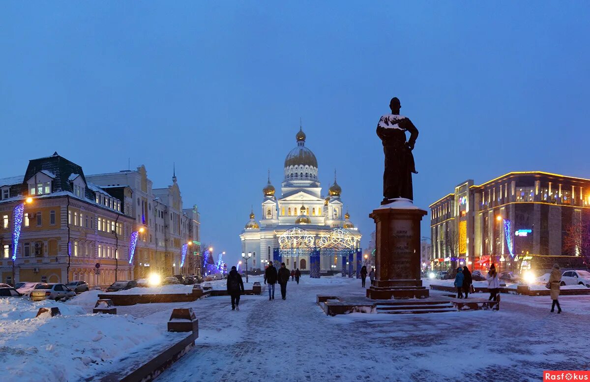 Саранск площадь зимой. Ночной зимний саранск. Саранск зимой 2021. Саранск зимой 2023. Саранск зима 2022.