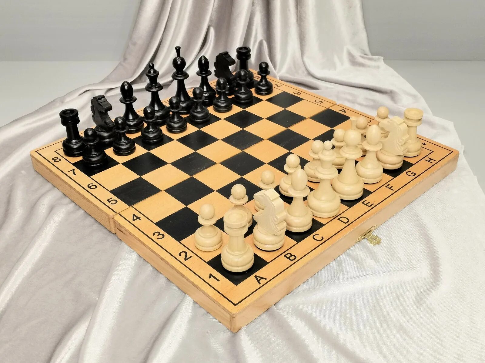 Шахматы гроссмейстерские деревянные. Шахматы деревянные гроссмейстерские бук. Шахматы гроссмейстерские 40х40. Шахматы гроссмейстерские десятое королевство. Шахматы гроссмейстерские.