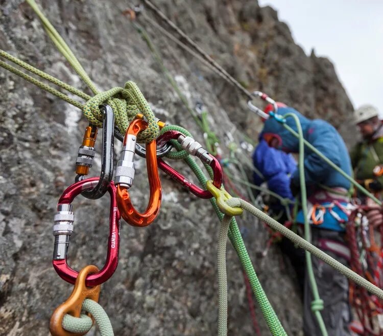 Тормозная система с динамическим канатом. Динамический трос 4т. Динамическое испытание веревки. Канат буксировочный рывковый 20 тонн. Полиспаст 3 к 1.