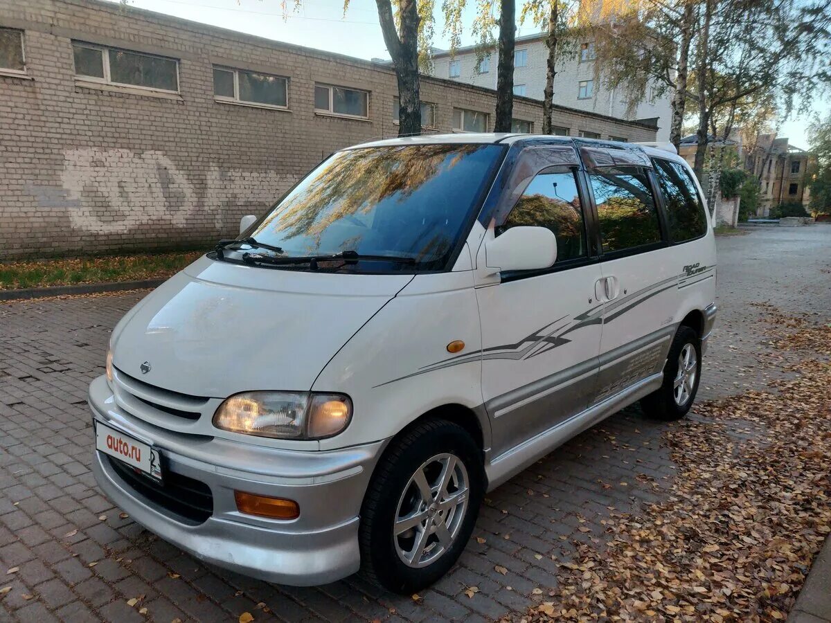 Ниссан сирена 1997г на литье. Nissan serena 1997. Авто ниссан серена 1997 год. Серена 1997. Nissan serena 1997.