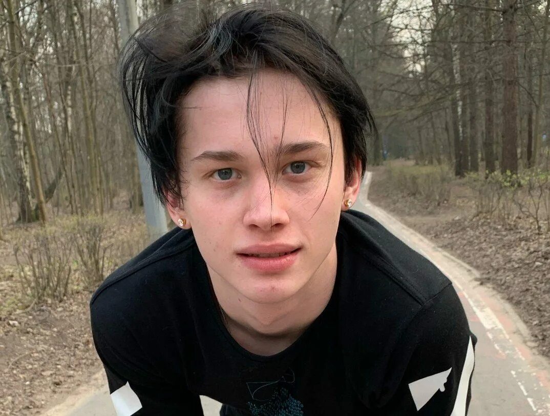 Ютуб дани милохин. Милохин 2019. Тиктокер милохин. Милохин 2021 лысый. Тиктокер милохин.