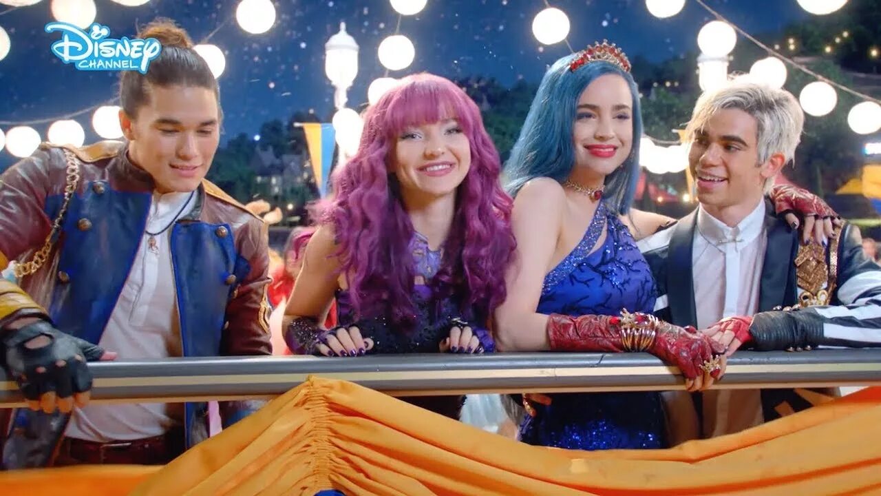 Наследники дисней 2. Наследники (descendants) 2015. Наследники дисней мэл. Наследники 3 джей. Наследники дисней.