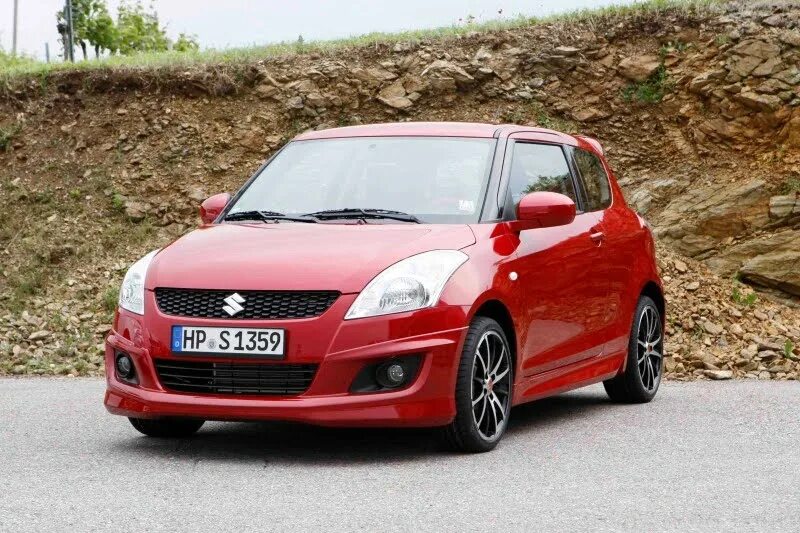 Suzuki Swift 2011. Судзуки Свифт 2011. Suzuki Swift СС 1000. Suzuki Swift 2000 two Doors. 2000 2 new