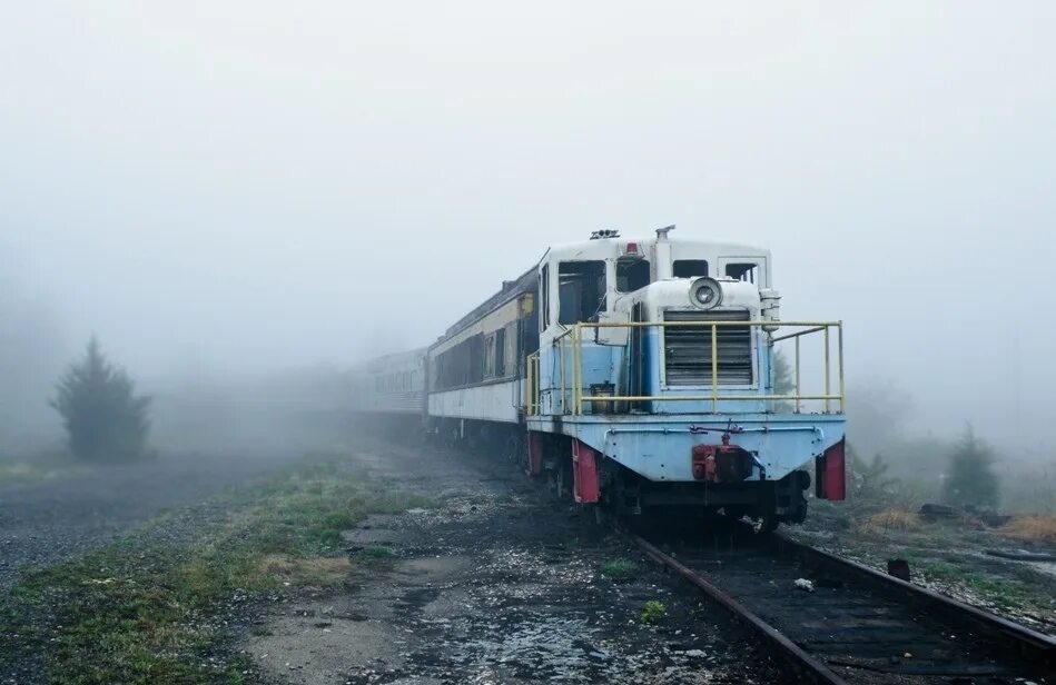 Приведение поезда в движение. Поезд-призрак «Санетти». Тепловоз призрак. Поезд призрак в реальной жизни существует. Днепропетровский призрак поезд.