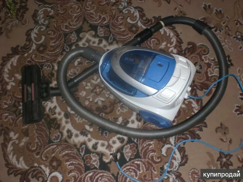 Buy Hitachi CVBG1824CDSBRE 1800W Vacuum Cleaner Canister in Qatar - AlaneesQatar