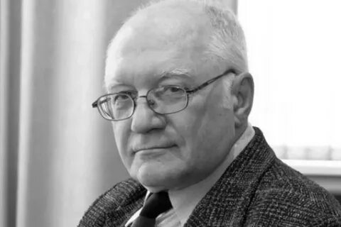 Р академика