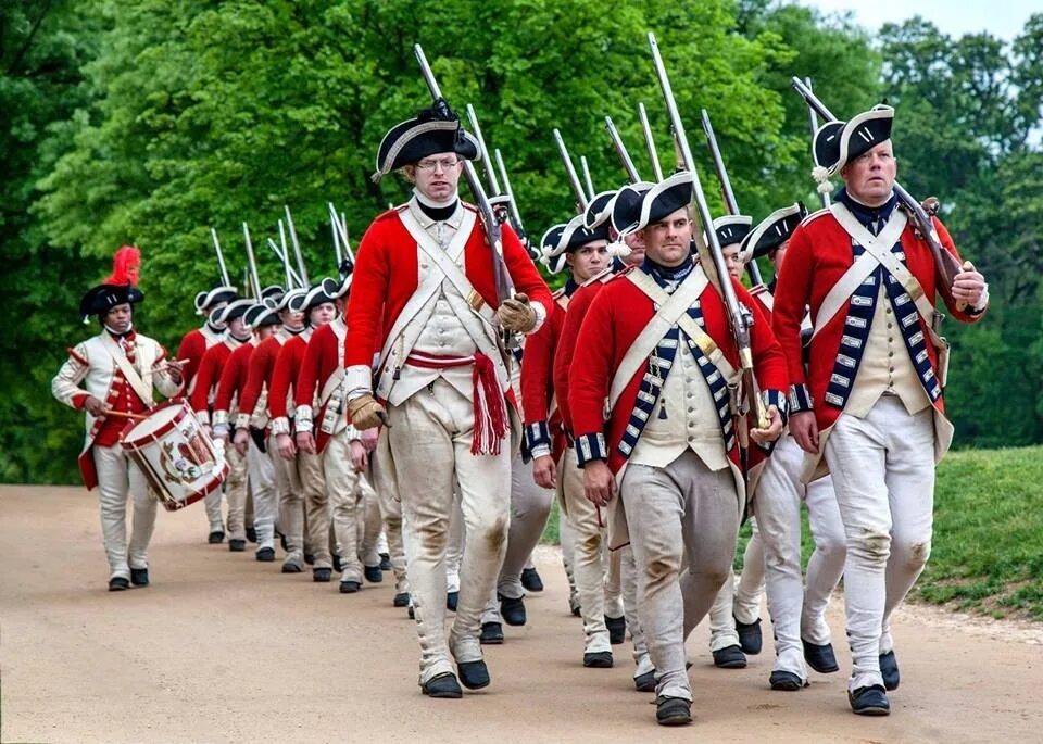 Бывший военный на английском. Гренадеры Британии. Британские гренадеры 1812. Британские гренадеры 19 века. Униформа армии Великобритании 18 века.