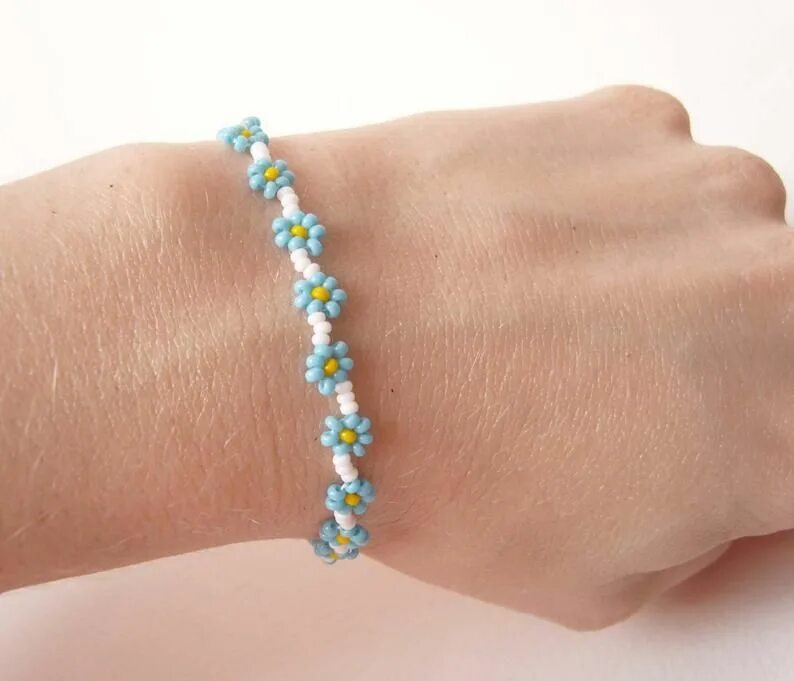 The Beading School on Instagram: "Favourite colour combinations by talented @ind