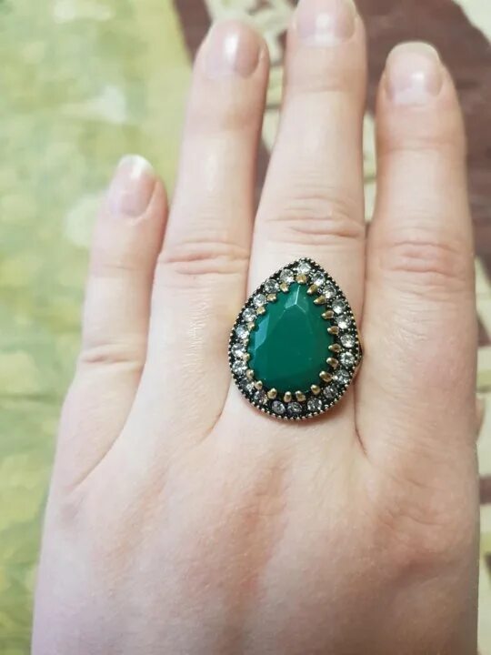 Кольцо хюррем оригинал. Кольцо хюррем оригинал. Кольцо хюррем оригинал. Изумрудное кольцо хюррем. Кольцо хюррем.