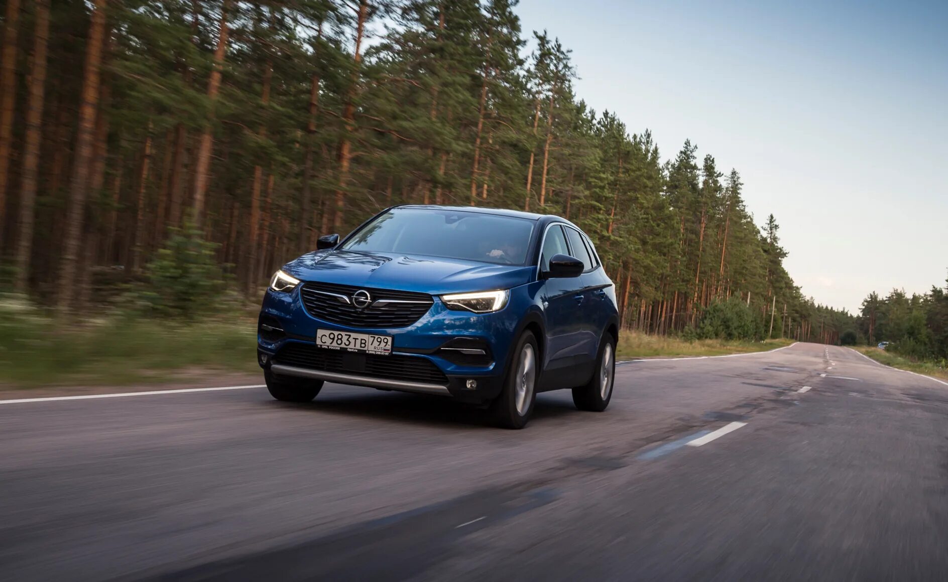 Новый Opel Grandland 2022. Opel Grandland x дорожный просвет клиренс. Опель Грандланд х 2022. Тест драйв автомобилей России.