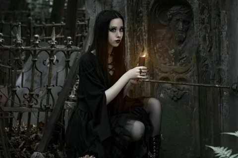 Under the witch gothic