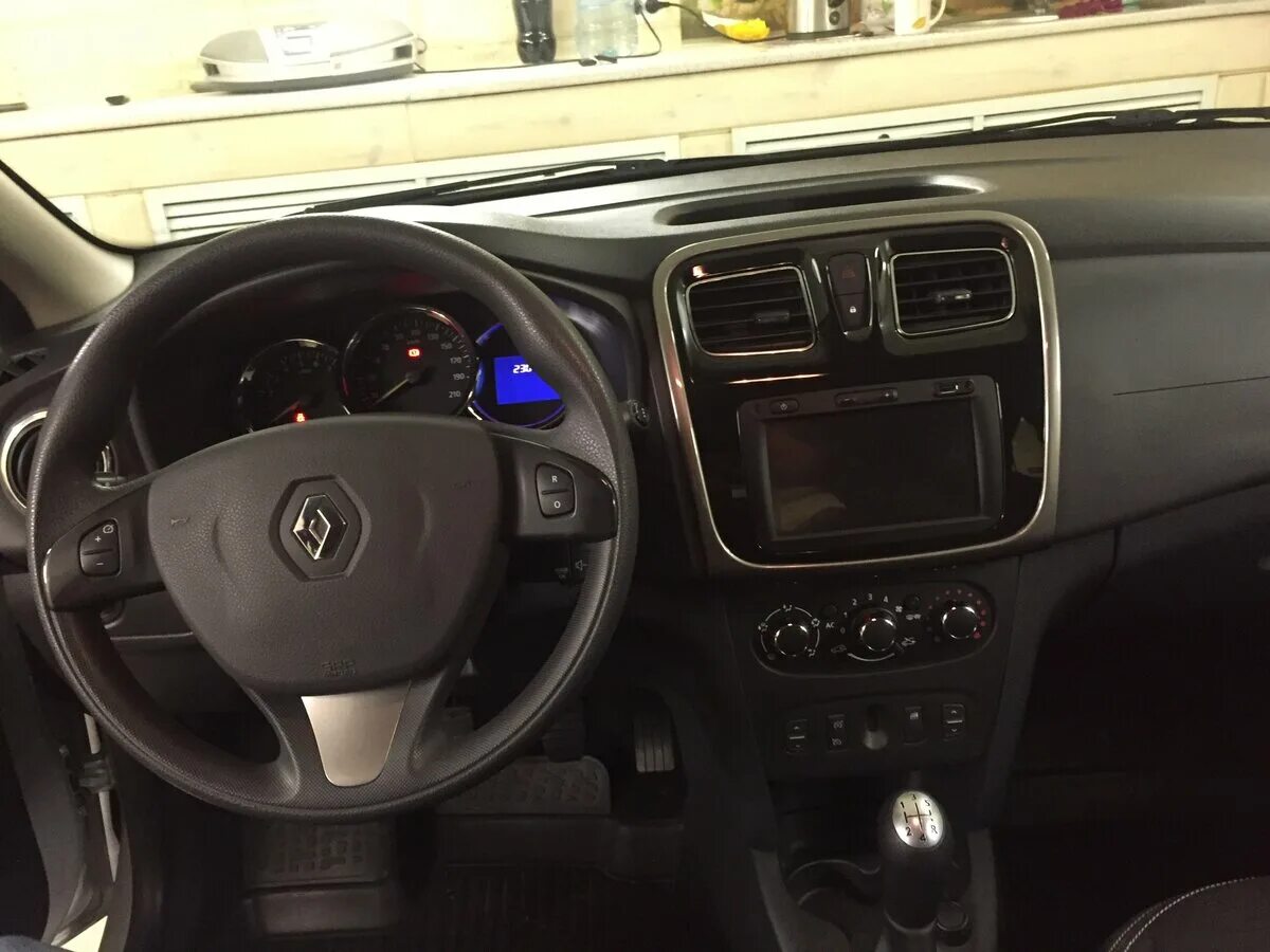 4 8 клапанов. 4 щуп коробки. Штуцер сапуна логан 1. Сапун коробки wk2. Клапан вентиляции картерных газов рено логан 1.